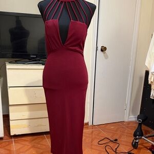 Chic Backless Burgundy Dress